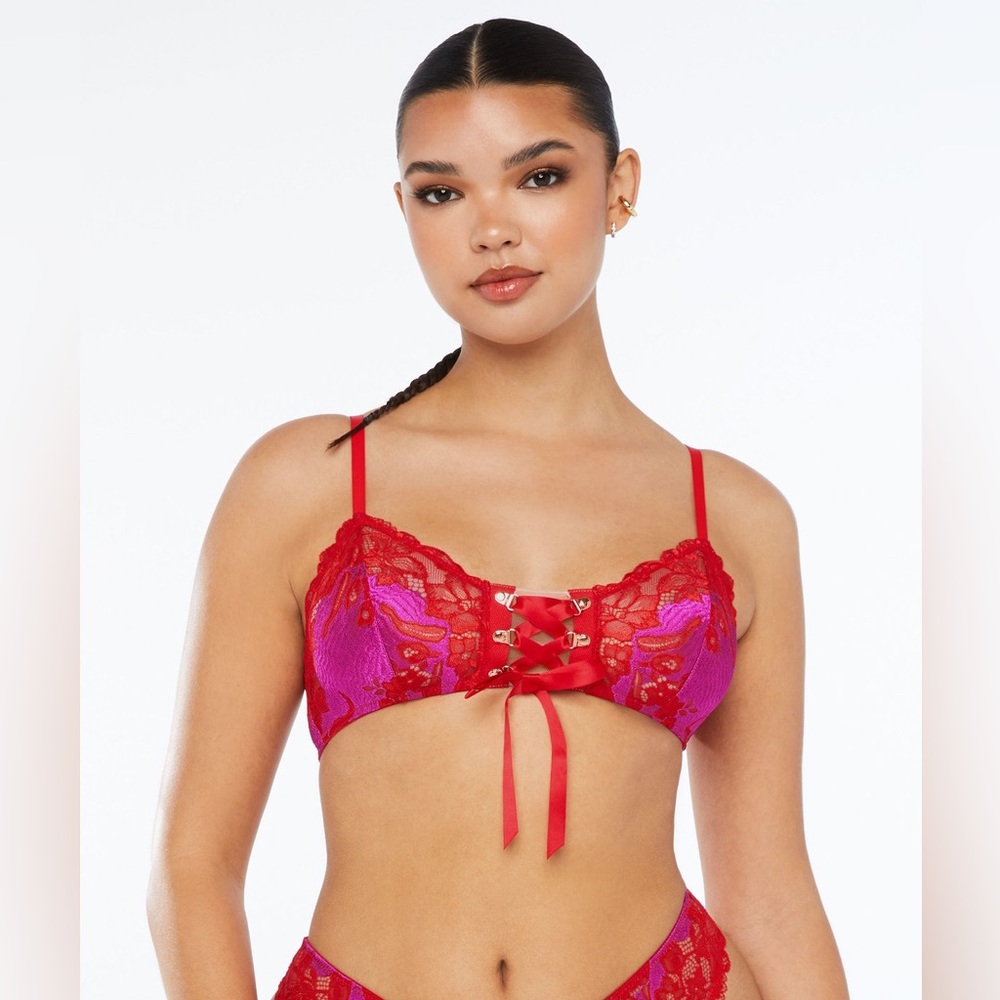 LACE'D UP BRALETTE, GOJI BERRY RED MAKE ME BLUSH